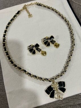 Gold and Black inspired Bow Pendant Necklace with Matching Earrings, NEW